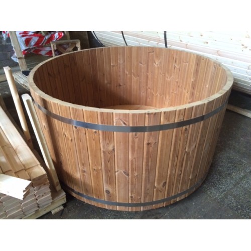 1,5 m varmt badekar i Thermowood